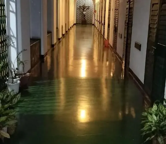 Ywca Gallway Guest House