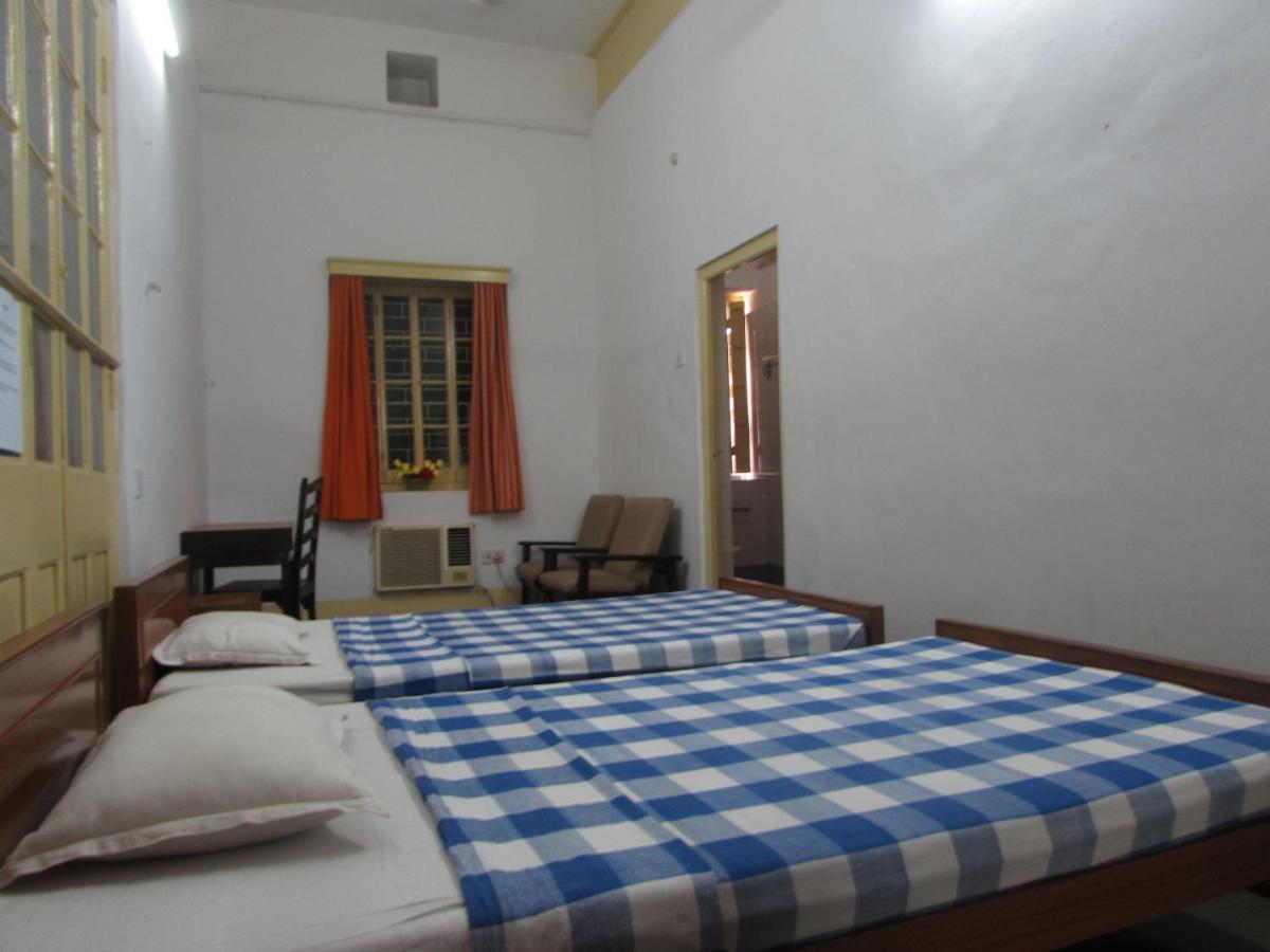 Ywca Gallway * Kolkata